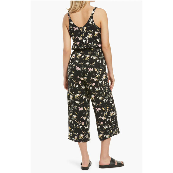 Vero Moda women's Simply Easy Culotte Jumpsuit In Black Floral Size XS NWT - Picture 5 of 8